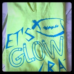 Cut let glow crazy Lisbon t-shirt